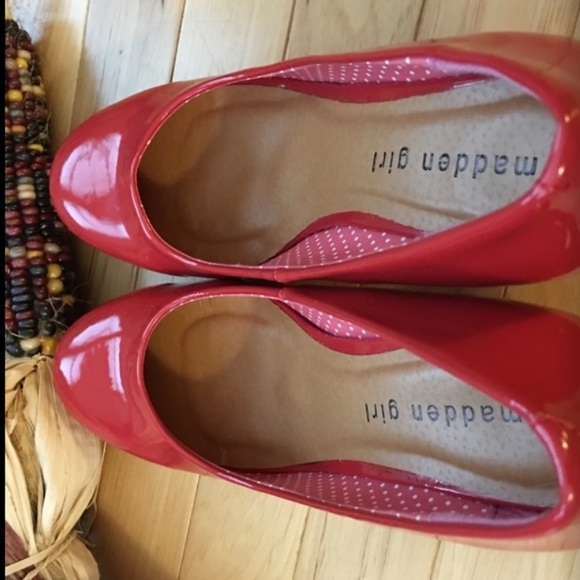 Madden girl red pump heels - Picture 5 of 8